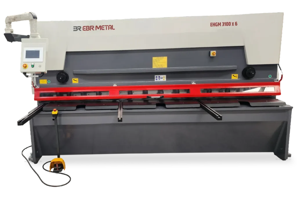 EHGM 3100x6 CNC hydraulic guillotine shear front view