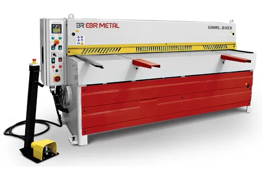 GMRL 2103 compact guillotine shear mobile view for thin sheet metal cutting