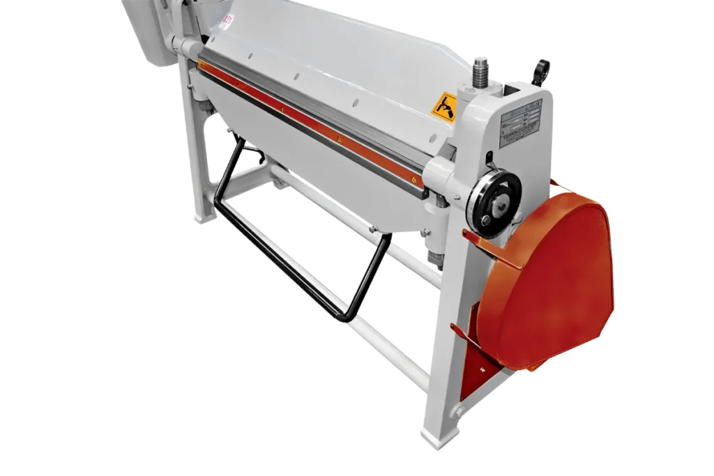 Optional motorized upper beam detail on a CMD folding machine