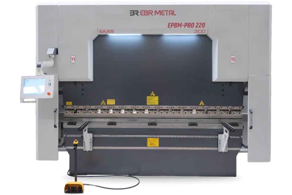 Front view of the EBR METAL EPBM-PRO 220-3100 hydraulic press brake