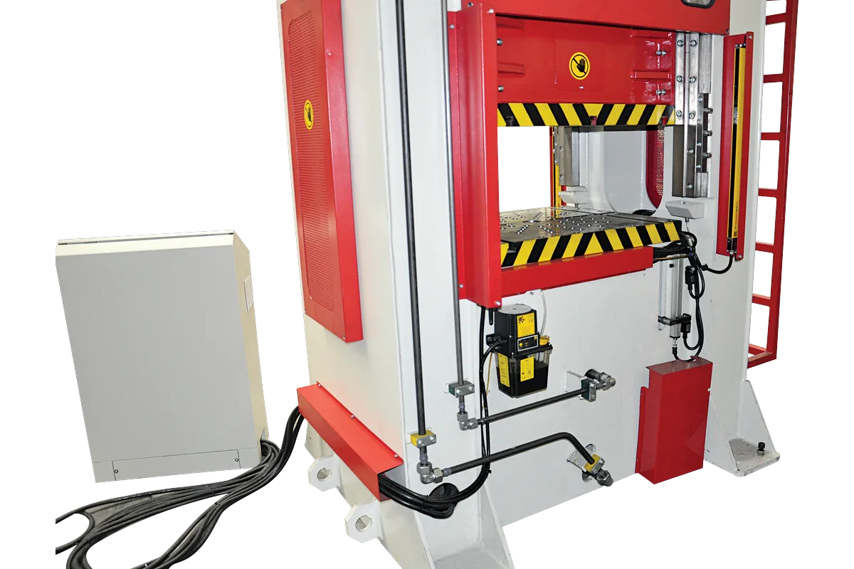 Ram area and automatic central lubrication unit of an HPHS press.