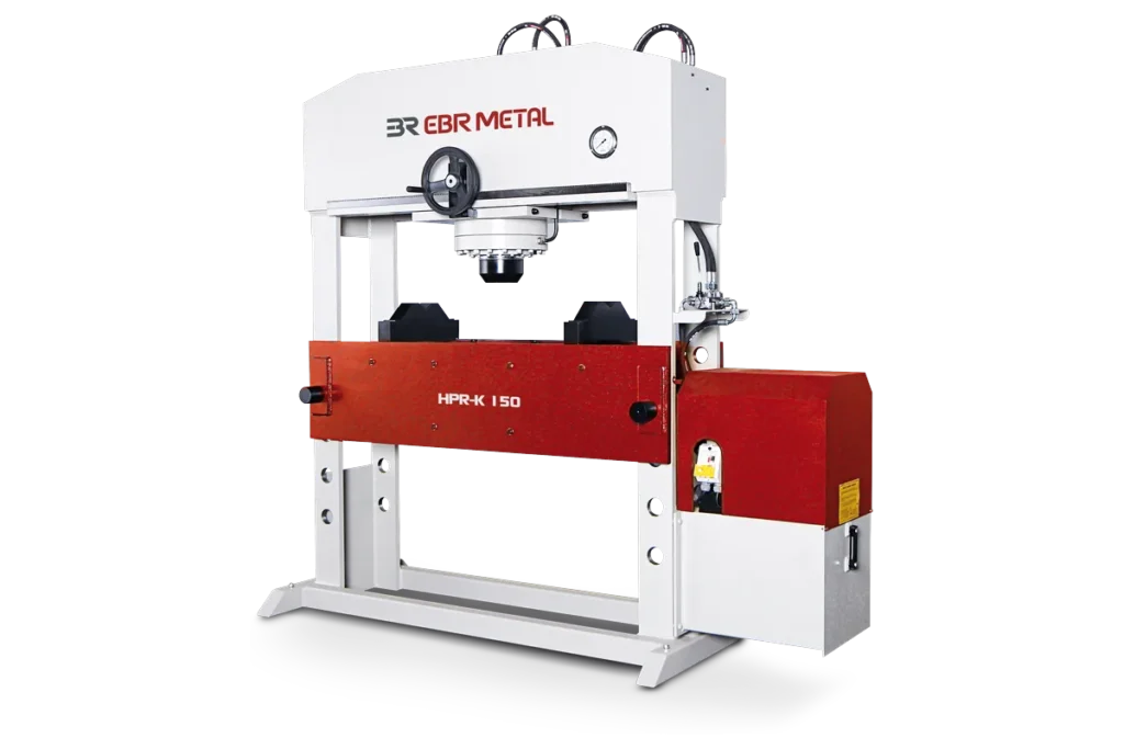 HPR-K 150 straightening press with rack-and-pinion cylinder movement.