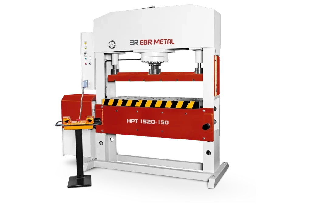 Front view of the HPT 1520-150 hydraulic press.