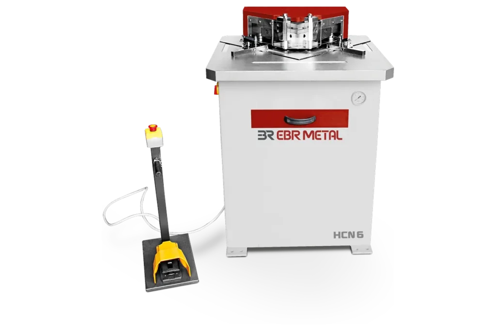 HCN 6 fixed-angle hydraulic corner notching machine by EBR METAL.