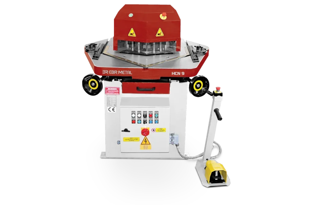 HCN 9 variable-angle corner notching machine, 30° to 140°.