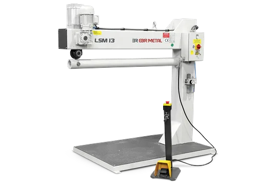 LSM 13 pneumatic lock seamer machine for round ducts.
